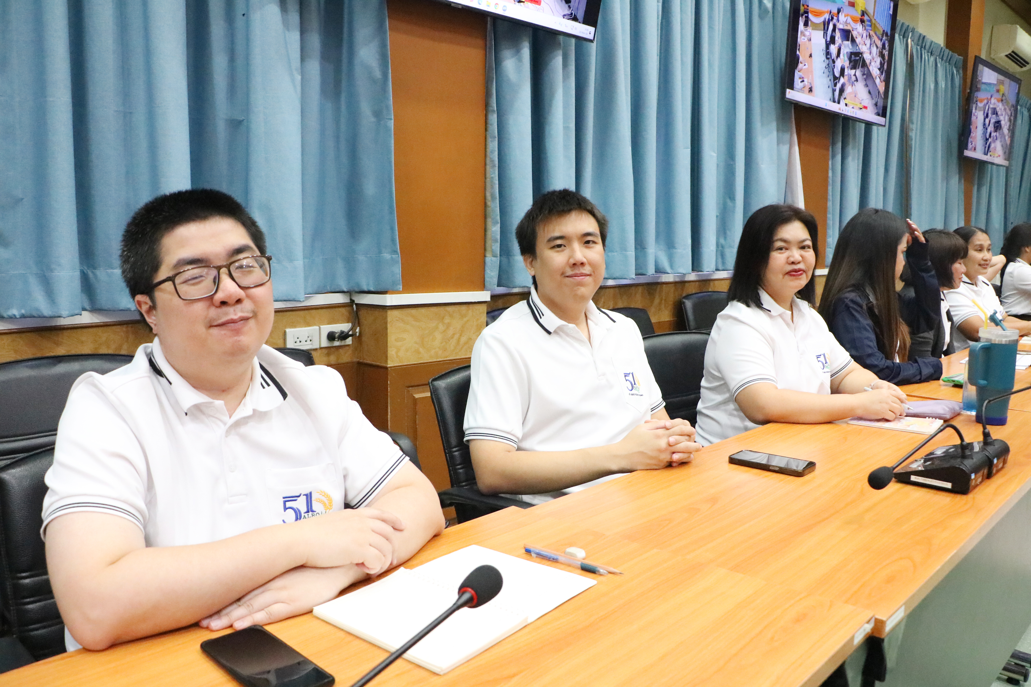 title - รองเลขาธิการ ส.ป.ก. มอบนโยบายนโยบายการดำเนินงานแก่สำนักบริหารกองทุน (สบท.)